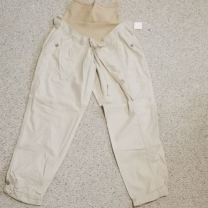NWT Motherhood Maternity Khaki Capri, Size L
